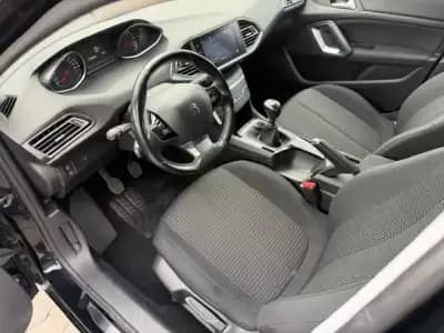 Vendo Peugeot 308 SW 2020 - 15900 EUR, 76690 km - AUTO.MOTO.pt