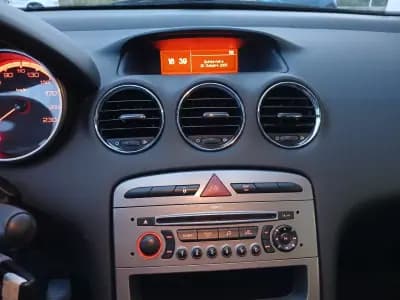 Vendo Peugeot 308 2008 - 6800 EUR, 159500 km - AUTO.MOTO.pt