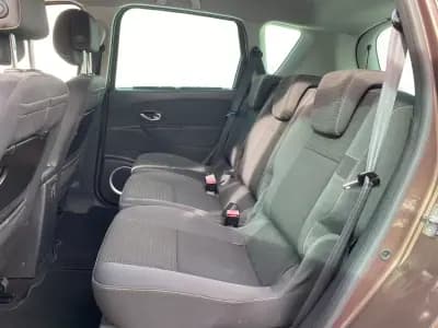 Vendo Renault Scénic 2010 - 7240 EUR, 176000 km - AUTO.MOTO.pt