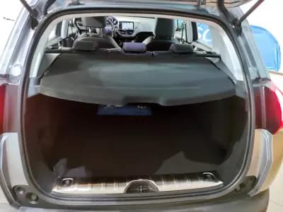 Sell Peugeot 2008 2018 - 13250 EUR, 37000 km - AUTO.MOTO.pt