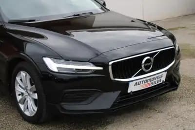 Vendo Volvo V60 2021 - 24990 EUR, 154000 km - AUTO.MOTO.pt