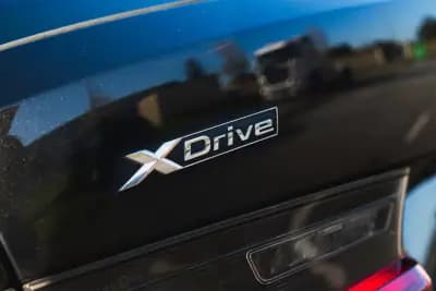 Vendo BMW 330 2022 - 30000 EUR, 154565 km - AUTO.MOTO.pt