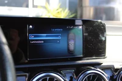 Vendo Mercedes-Benz A 250e 2020 - 24900 EUR, 81736 km - AUTO.MOTO.pt