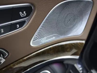 Sell Mercedes-Benz S 500 2015 - 49950 EUR, 179351 km - AUTO.MOTO.pt