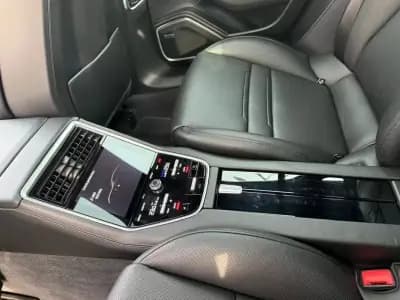 Vendo Porsche Panamera 2017 - 58990 EUR, 114000 km - AUTO.MOTO.pt