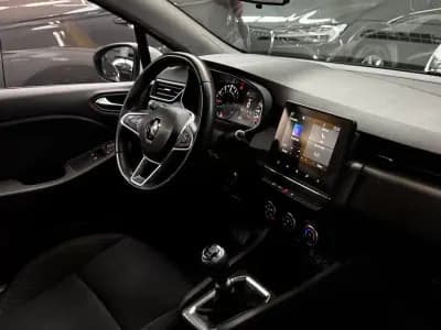 Vendo Renault Clio 2021 - 13490 EUR, 108000 km - AUTO.MOTO.pt