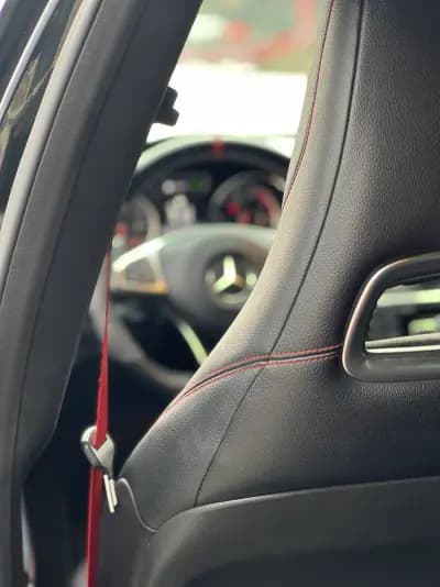 Sell Mercedes-Benz GLA 45 AMG 2015 - 34900 EUR, 125000 km - AUTO.MOTO.pt