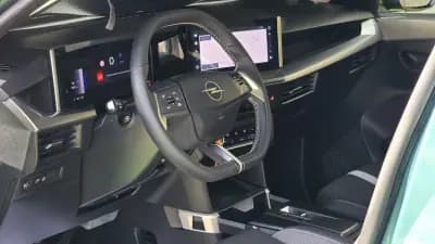 Vendo Opel Frontera 2025 - 23850 EUR, 8500 km - AUTO.MOTO.pt