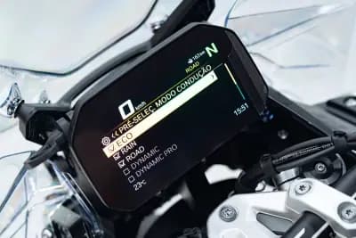 Sell BMW R 1300 GS Adventure 2024 - 24950 EUR, 6150 km - AUTO.MOTO.pt