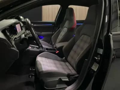 Sell Volkswagen Golf 2021 - 31950 EUR, 128500 km - AUTO.MOTO.pt