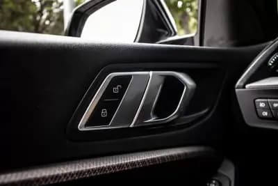 Vendo BMW 220 Gran Coupé 2021 - 34990 EUR, 61557 km - AUTO.MOTO.pt