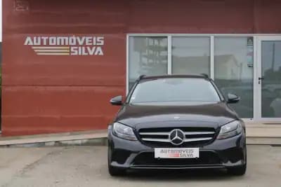 Vendo Mercedes-Benz C 200 2020 - 22990 EUR, 173000 km - AUTO.MOTO.pt