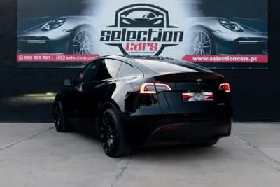 Vendo Tesla Model Y 2022 - 38900 EUR, 54000 km - AUTO.MOTO.pt