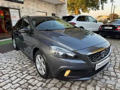 Sell Volvo V40 Cross Country 2013 - 13500 EUR, 164000 km - AUTO.MOTO.pt