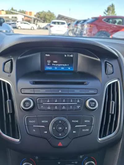 Sell Ford Focus 2018 - 9850 EUR, 109500 km - AUTO.MOTO.pt