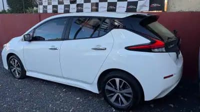 Vendo Nissan Leaf 2021 - 14400 EUR, 43000 km - AUTO.MOTO.pt