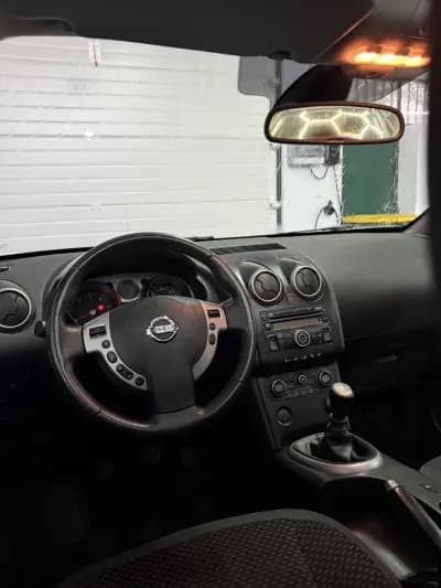 Vendo Nissan Qashqai 2008 - 6900 EUR, 180000 km - AUTO.MOTO.pt