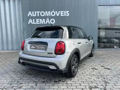 Sell MINI 2023 - 25750 EUR, 34717 km - AUTO.MOTO.pt