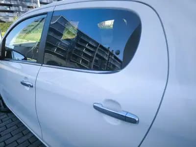 Vendo Peugeot 108 2018 - 9999 EUR, 180453 km - AUTO.MOTO.pt