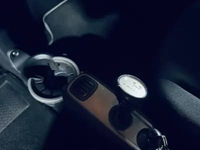 Vendo Smart Fortwo Cabrio 2013 - 6990 EUR, 183716 km - AUTO.MOTO.pt