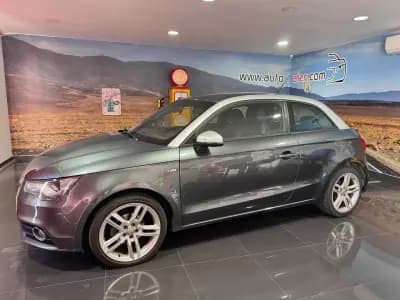 Vendo Audi A1 2012 - 11500 EUR, 218000 km - AUTO.MOTO.pt