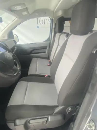 Sell Citroën Jumpy 2020 - 24490 EUR, 170415 km - AUTO.MOTO.pt