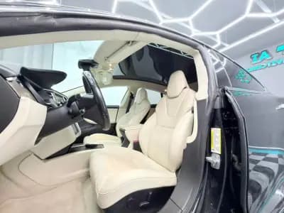 Vendo Tesla Model S 2018 - 23500 EUR, 183000 km - AUTO.MOTO.pt