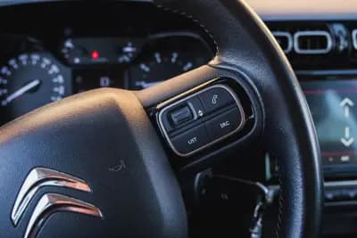 Sell Citroën C3 Aircross 2022 - 14000 EUR, 76760 km - AUTO.MOTO.pt