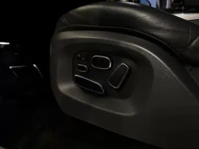 Vendo Land Rover Range Rover Sport 2015 - 34990 EUR, 186000 km - AUTO.MOTO.pt