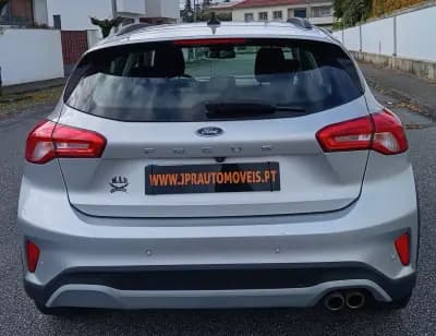 Sell Ford Focus 2021 - 12990 EUR, 167500 km - AUTO.MOTO.pt