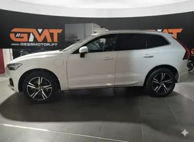 Sell Volvo XC 60 2018 - 31490 EUR, 132000 km - AUTO.MOTO.pt