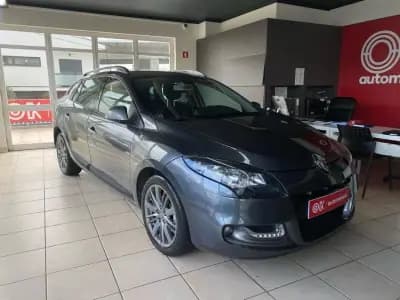 Sell Renault Mégane Sport Tourer 2010 - 4990 EUR, 340390 km - AUTO.MOTO.pt