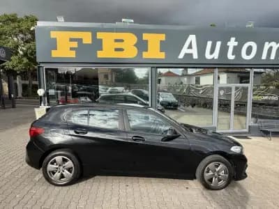 Vendo BMW 118 2021 - 23900 EUR, 52000 km - AUTO.MOTO.pt