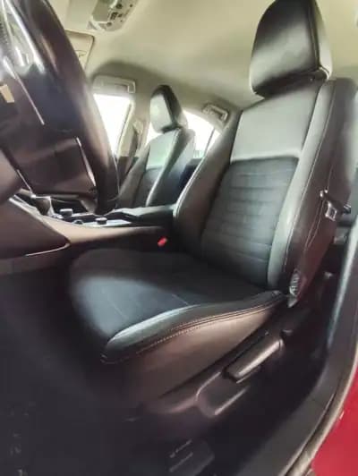 Vendo Lexus IS 300H 2017 - 25900 EUR, 68000 km - AUTO.MOTO.pt