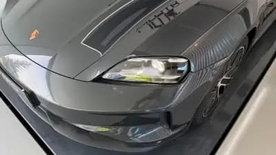 Vendo Porsche Taycan 2024 - 82000 EUR, 38405 km - AUTO.MOTO.pt