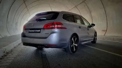 Sell Peugeot 308 SW 2018 - 15800 EUR, 139000 km - AUTO.MOTO.pt
