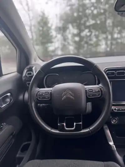 Sell Citroën C3 Aircross 2021 - 15250 EUR, 180999 km - AUTO.MOTO.pt