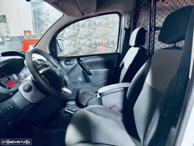 Sell Renault Kangoo 2019 - 9990 EUR, 116502 km - AUTO.MOTO.pt