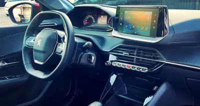 Sell Peugeot 208 2021 - 16900 EUR, 71000 km - AUTO.MOTO.pt