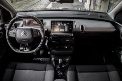 Sell Citroën C4 Cactus 2016 - 10550 EUR, 98640 km - AUTO.MOTO.pt