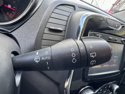 Vendo Renault Captur 2017 - 14500 EUR, 69158 km - AUTO.MOTO.pt