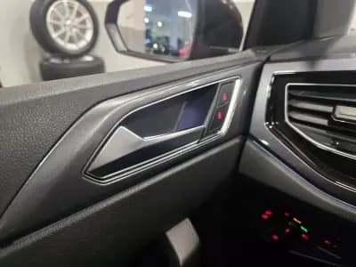 Vendo Volkswagen Polo 2018 - 16480 EUR, 138507 km - AUTO.MOTO.pt