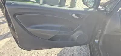 Sell SEAT Ibiza 2011 - 12900 EUR, 126027 km - AUTO.MOTO.pt