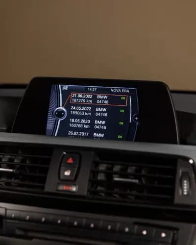 Vendo BMW 318 2013 - 17950 EUR, 189000 km - AUTO.MOTO.pt