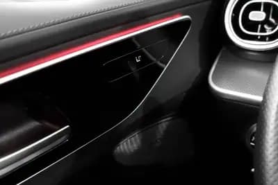 Vendo Mercedes-Benz C 220 2022 - 47000 EUR, 53683 km - AUTO.MOTO.pt