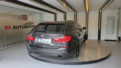Vendo BMW 520 2018 - 23900 EUR, 284762 km - AUTO.MOTO.pt