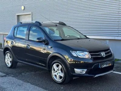 Vendo Dacia Sandero 2015 - 8950 EUR, 60000 km - AUTO.MOTO.pt