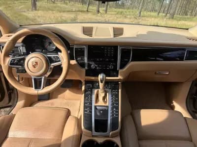 Vendo Porsche Macan 2016 - 42900 EUR, 145000 km - AUTO.MOTO.pt