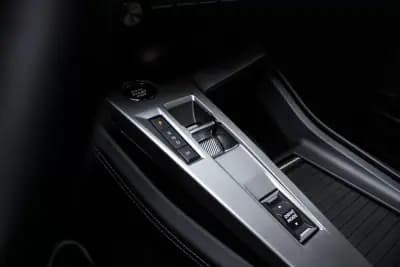 Vendo Peugeot 308 SW 2023 - 23790 EUR, 59725 km - AUTO.MOTO.pt