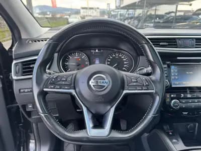 Vendo Nissan Qashqai 2018 - 18990 EUR, 161000 km - AUTO.MOTO.pt